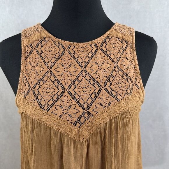 Brown Lacy Crinkle Tank Top - Picture 1 of 4